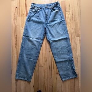 American Eagle Outfitters Light Blue Relaxed Jeans
